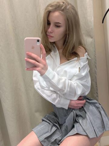 Моника